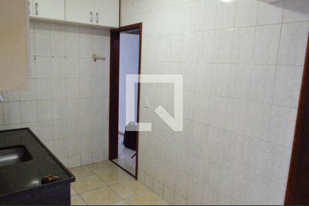 Casa de condomínio à venda com 56m², 2 quartos e 2 vagasCozinha