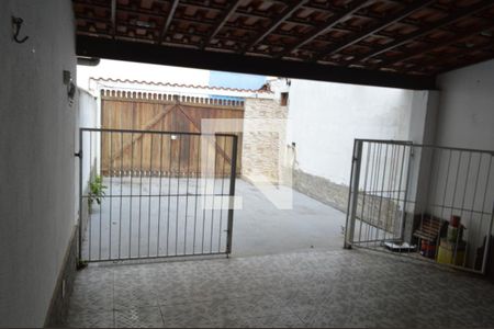 Casa de condomínio à venda com 56m², 2 quartos e 2 vagasGaragem