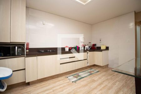 Casa para alugar com 147m², 3 quartos e 4 vagas Casa para alugar com 147m², 3 quartos e 4 vagasCozinha 1