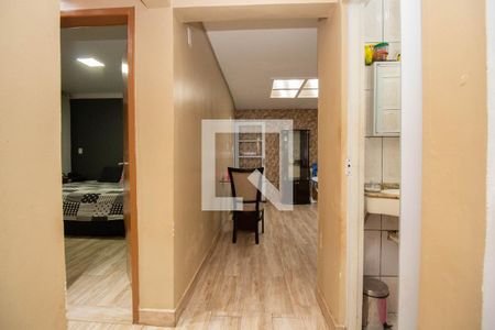 Casa para alugar com 147m², 3 quartos e 4 vagas Casa para alugar com 147m², 3 quartos e 4 vagasCorredor