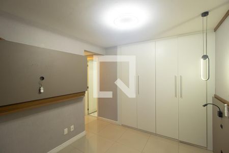 Apartamento para alugar com 120m², 3 quartos e 2 vagasSuíte