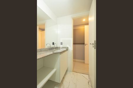 Apartamento para alugar com 120m², 3 quartos e 2 vagasBanheiro da Suíte