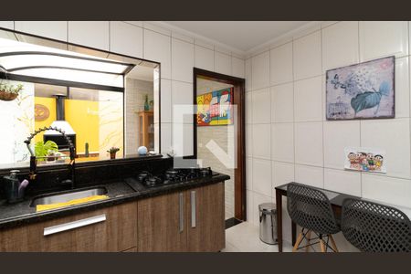 Casa à venda com 150m², 2 quartos e 2 vagasCozinha