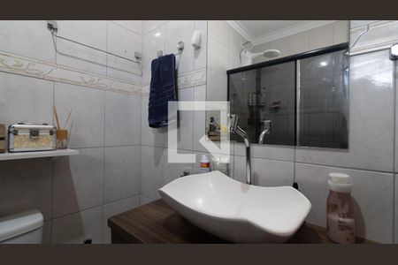 Casa à venda com 150m², 2 quartos e 2 vagasBanheiro da Suíte 1