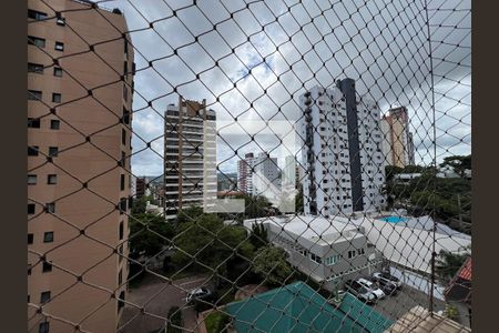 Apartamento à venda com 144m², 3 quartos e 2 vagasQuarto 2 Vista