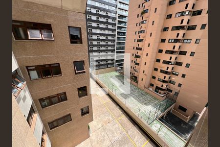 Apartamento à venda com 144m², 3 quartos e 2 vagasEscritório Vista