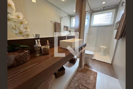 Apartamento à venda com 144m², 3 quartos e 2 vagasBanheiro