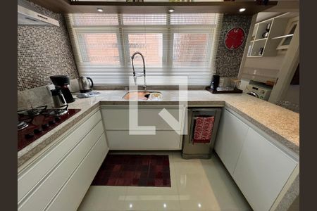 Apartamento à venda com 144m², 3 quartos e 2 vagasCozinha e Area de Serviço