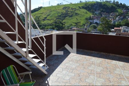 Casa de condomínio para alugar com 200m², 1 quarto e 1 vagaTerraço