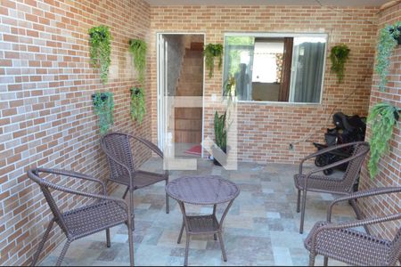 Casa de condomínio para alugar com 200m², 1 quarto e 1 vagaGaragem