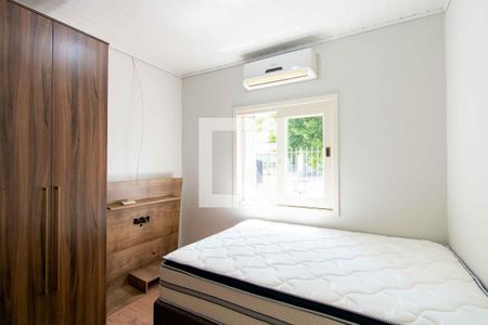 Quarto 1 de casa para alugar com 2 quartos, 75m² em São José, Canoas