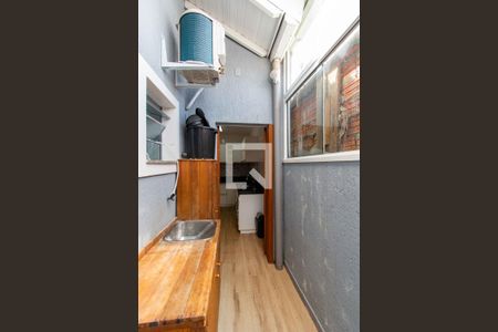 Banheiro de casa para alugar com 2 quartos, 75m² em São José, Canoas