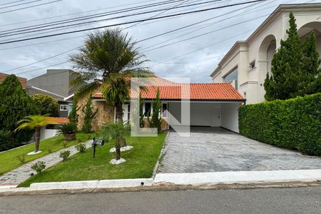 Casa de condomínio à venda com 250m², 4 quartos e sem vagaFachada