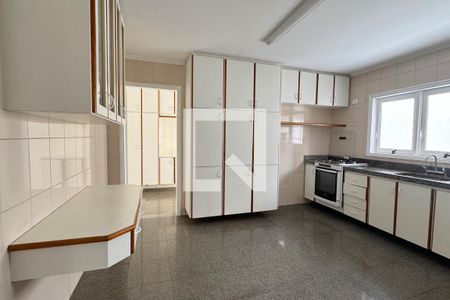 Casa de condomínio à venda com 250m², 4 quartos e sem vagaCozinha