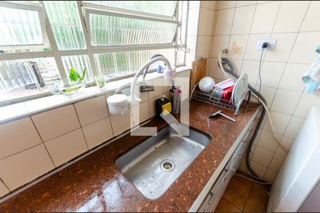 Casa à venda com 250m², 2 quartos e 2 vagasCozinha