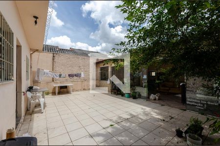 Casa à venda com 250m², 2 quartos e 2 vagasQuintal