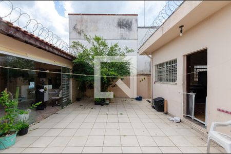 Casa à venda com 250m², 2 quartos e 2 vagasQuintal