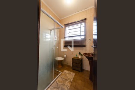 Casa à venda com 250m², 2 quartos e 2 vagasBanheiro
