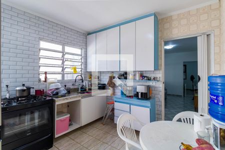 Casa à venda com 70m², 2 quartos e 2 vagasCozinha