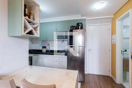 Apartamento para alugar com 38m², 2 quartos e 1 vaga Apartamento para alugar com 38m², 2 quartos e 1 vagaCozinha e área de serviço