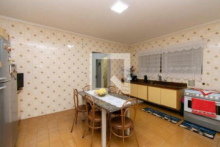 Casa à venda com 355m², 3 quartos e 3 vagasCozinha