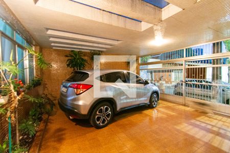 Casa à venda com 355m², 3 quartos e 3 vagasGaragem