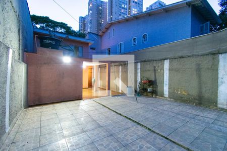 Casa à venda com 355m², 3 quartos e 3 vagasQuintal