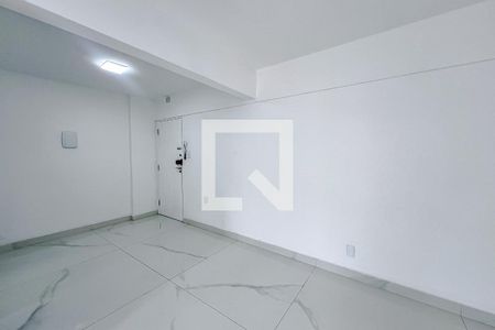 Sala/Quarto de kitnet/studio para alugar com 1 quarto, 36m² em Liberdade, São Paulo