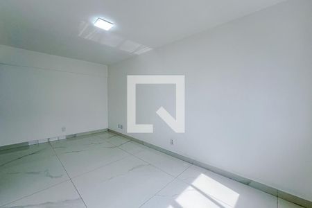 Sala/Quarto de kitnet/studio para alugar com 1 quarto, 36m² em Liberdade, São Paulo