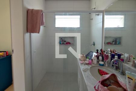 Casa de condomínio à venda com 300m², 4 quartos e 4 vagasBanheiro Suíte 3