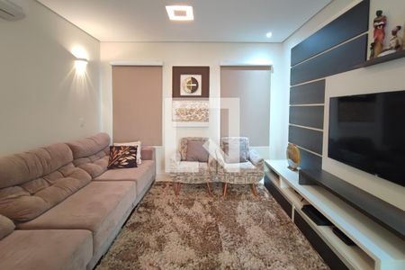 Sala de TV de casa de condomínio à venda com 4 quartos, 300m² em Swiss Park, Campinas