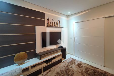 Sala de TV de casa de condomínio à venda com 4 quartos, 300m² em Swiss Park, Campinas