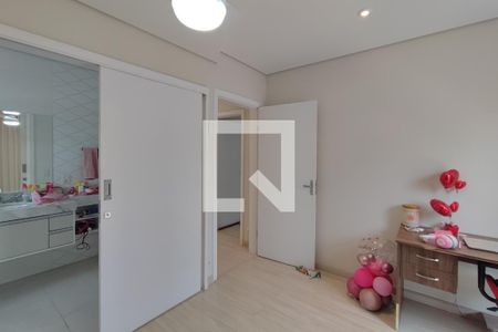 Casa de condomínio à venda com 300m², 4 quartos e 4 vagasQuarto Suíte 3