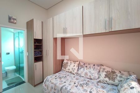 Casa de condomínio à venda com 300m², 4 quartos e 4 vagasQuarto Suíte  - Escritório