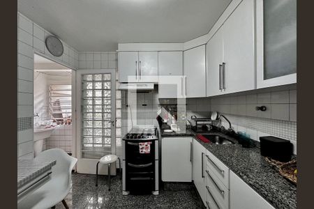 Cozinha de casa à venda com 3 quartos, 90m² em Jardim Caravelas, São Paulo