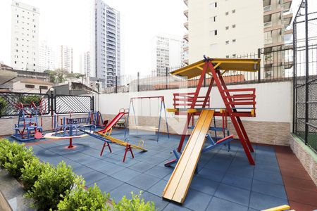 Apartamento à venda com 90m², 3 quartos e 2 vagas Apartamento à venda com 90m², 3 quartos e 2 vagasPlayground