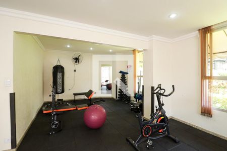 Apartamento à venda com 90m², 3 quartos e 2 vagas Apartamento à venda com 90m², 3 quartos e 2 vagasAcademia