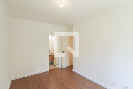 Apartamento à venda com 90m², 3 quartos e 2 vagas Apartamento à venda com 90m², 3 quartos e 2 vagasSuíte