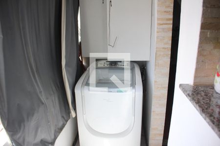 Apartamento à venda com 80m², 2 quartos e 2 vagasÁrea de Serviço