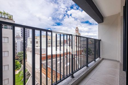 Sala/Cozinha - Varanda de apartamento à venda com 1 quarto, 33m² em Pinheiros, São Paulo
