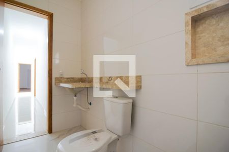 Casa à venda com 100m², 3 quartos e 2 vagas Casa à venda com 100m², 3 quartos e 2 vagasBanheiro Social