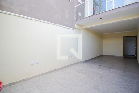 Casa à venda com 100m², 3 quartos e 2 vagas Casa à venda com 100m², 3 quartos e 2 vagasGaragem