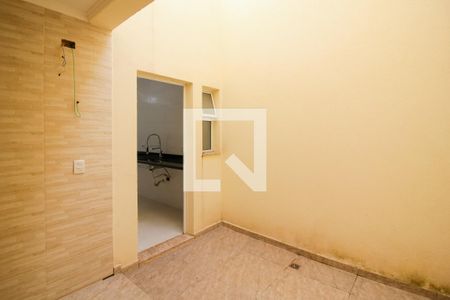 Casa à venda com 100m², 3 quartos e 2 vagas Casa à venda com 100m², 3 quartos e 2 vagasÁrea de Serviço
