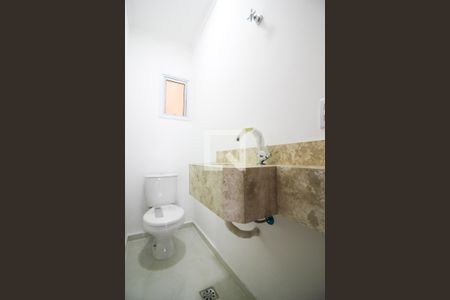 Casa à venda com 100m², 3 quartos e 2 vagas Casa à venda com 100m², 3 quartos e 2 vagasLavabo