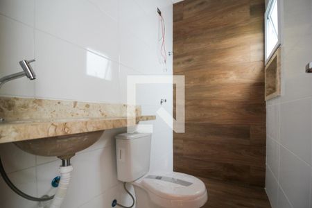 Casa à venda com 100m², 3 quartos e 2 vagas Casa à venda com 100m², 3 quartos e 2 vagasBanheiro - Suíte