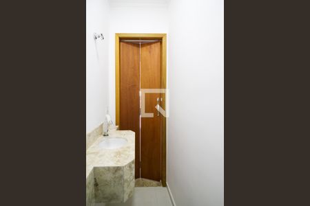 Casa à venda com 100m², 3 quartos e 2 vagas Casa à venda com 100m², 3 quartos e 2 vagasLavabo