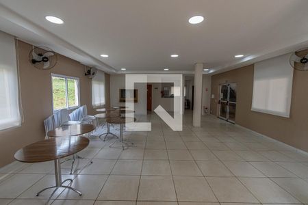 Apartamento para alugar com 57m², 2 quartos e 1 vaga Apartamento para alugar com 57m², 2 quartos e 1 vagaÁrea comum - Salão de festas