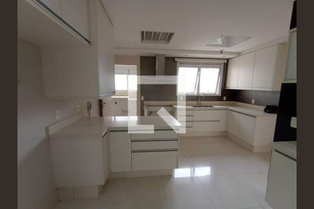Apartamento para alugar com 288m², 4 quartos e 4 vagas Apartamento para alugar com 288m², 4 quartos e 4 vagasFoto 12
