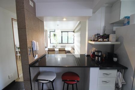 Apartamento à venda com 112m², 4 quartos e 2 vagasCozinha