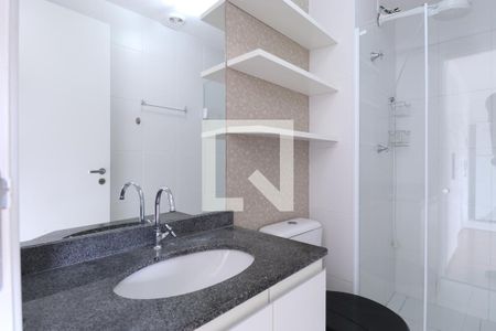 Banheiro de apartamento para alugar com 1 quarto, 31m² em Água Branca, São Paulo